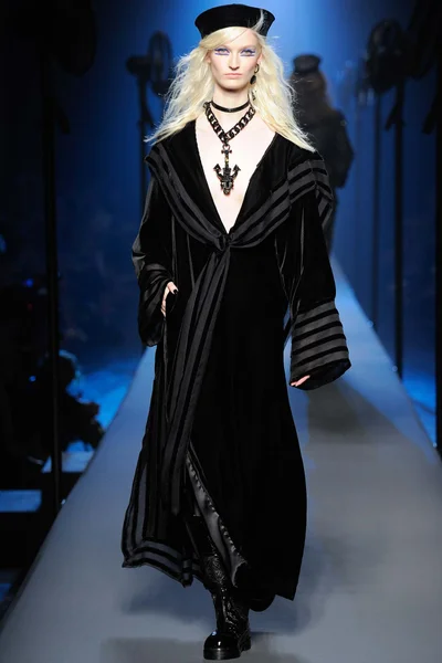 Look 26